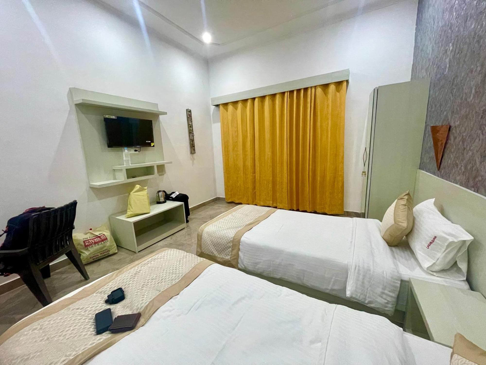 La Curcuma Luxury Homestay Khajurāho Dış mekan fotoğraf